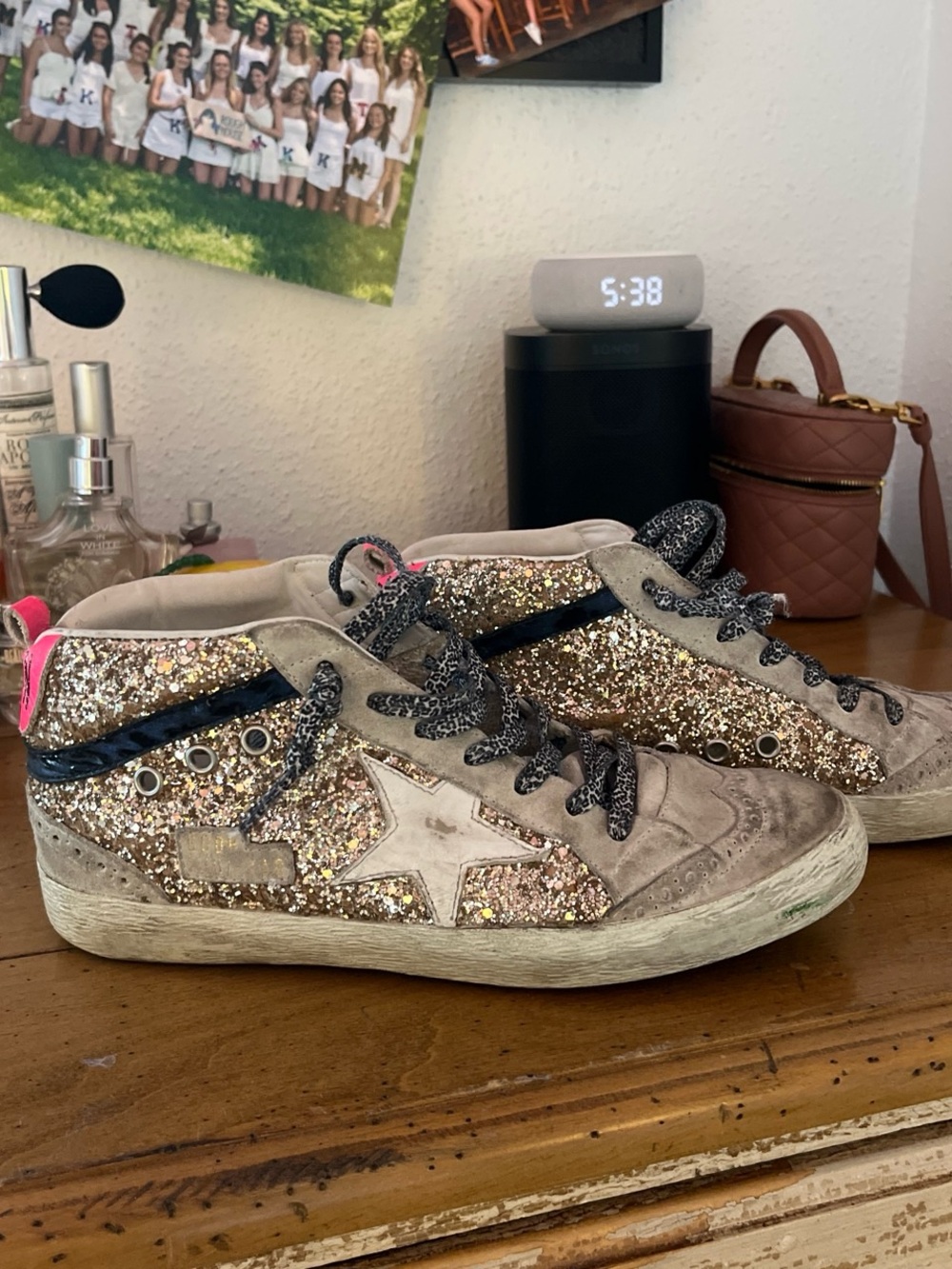 Golden goose’s Glitter mid star -Sneakers with Star Accent - Pink/Gold